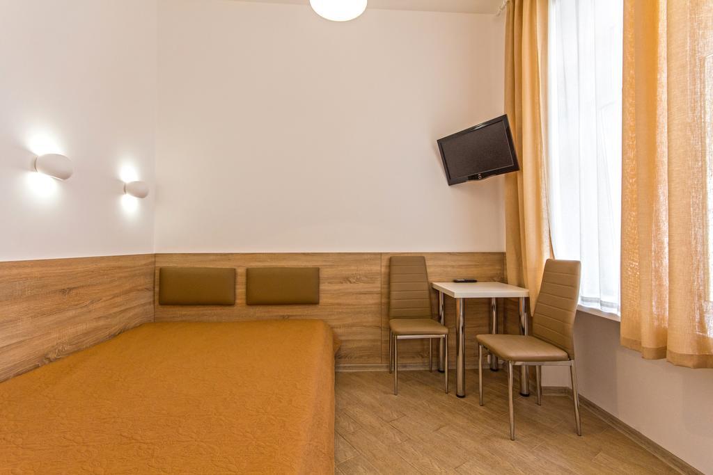 Mini Smart Apartments On Shpytalna 13- Economy Apartment Lviv Extérieur photo